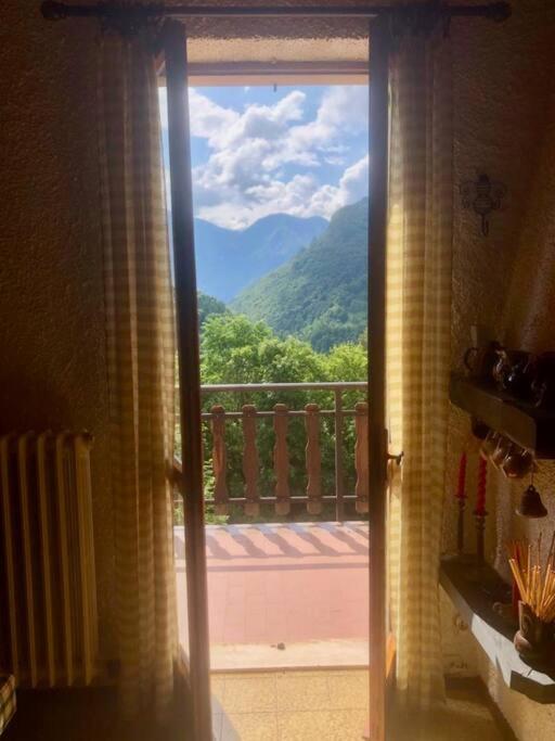 Appartamento Panoramico Casa Gerro Averara Екстериор снимка