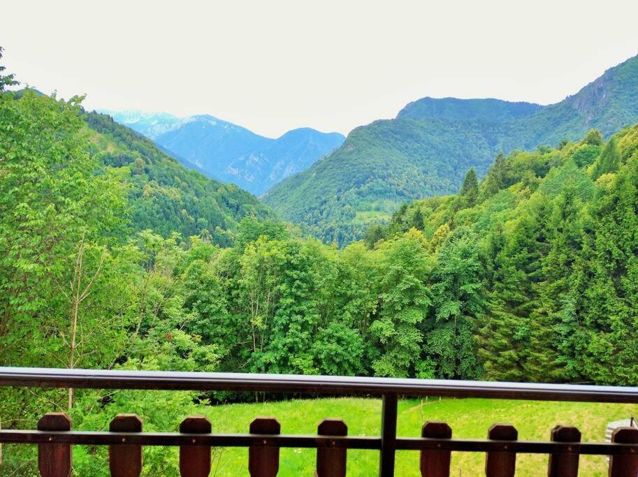 Appartamento Panoramico Casa Gerro Averara Екстериор снимка